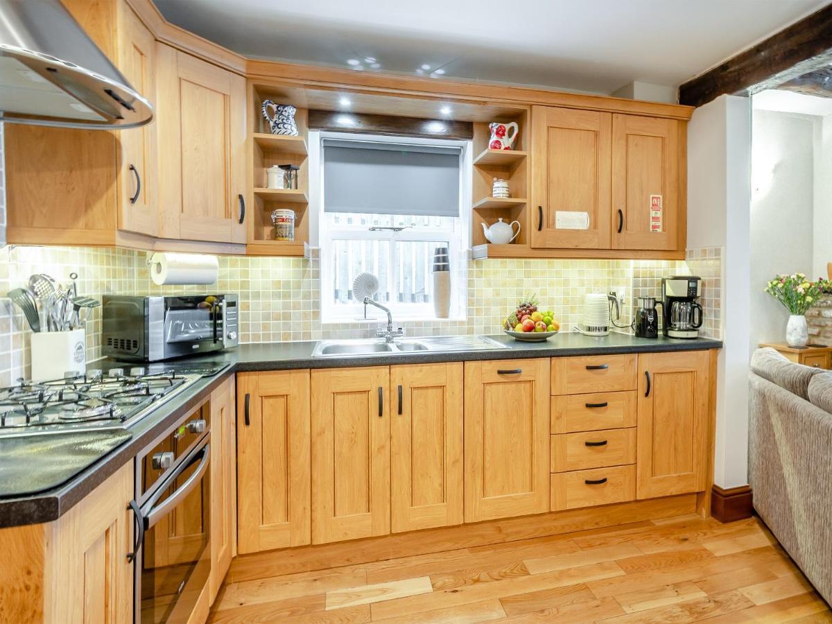 Nans Cottage - Uk43350 휫비 외부 사진