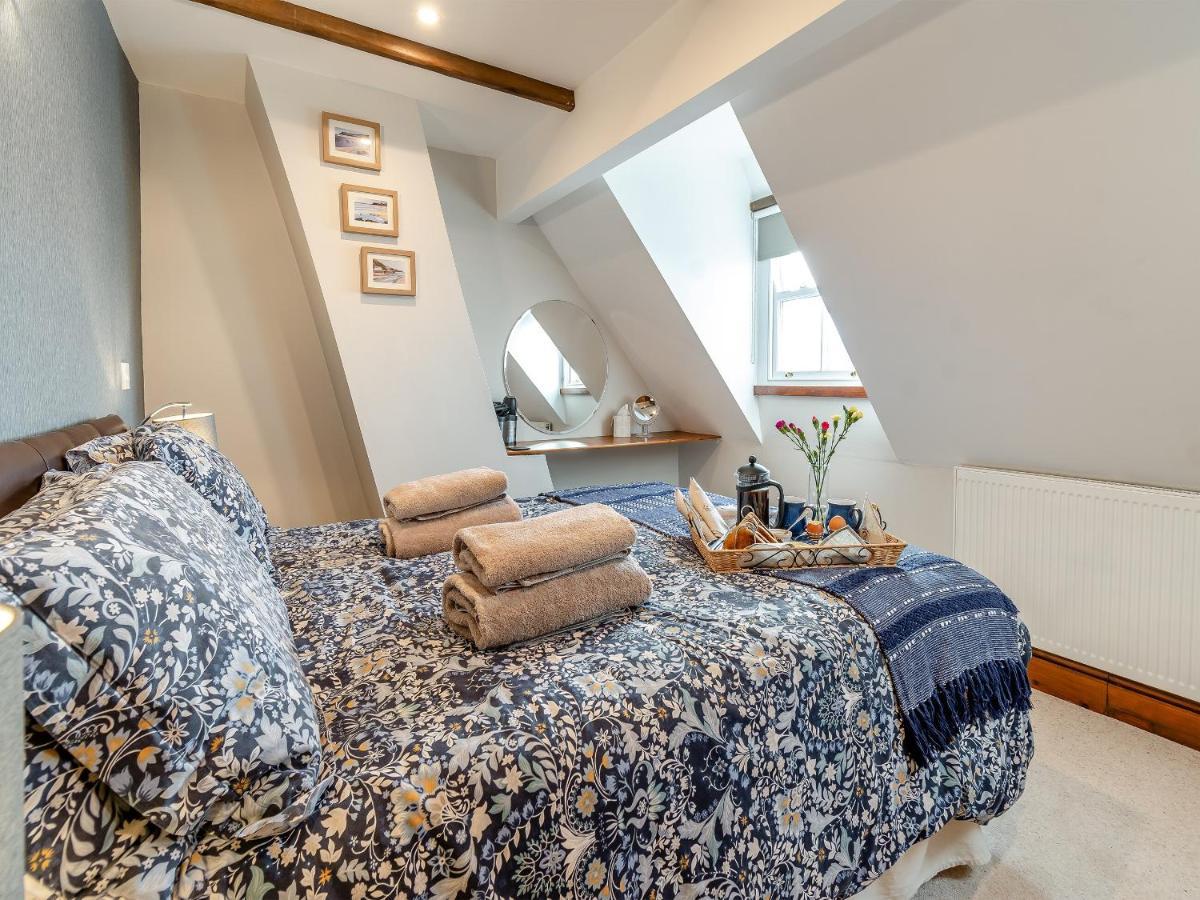 Nans Cottage - Uk43350 휫비 외부 사진