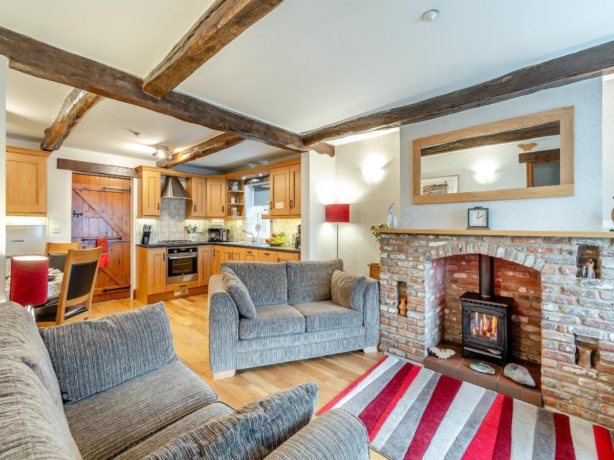 Nans Cottage - Uk43350 휫비 외부 사진